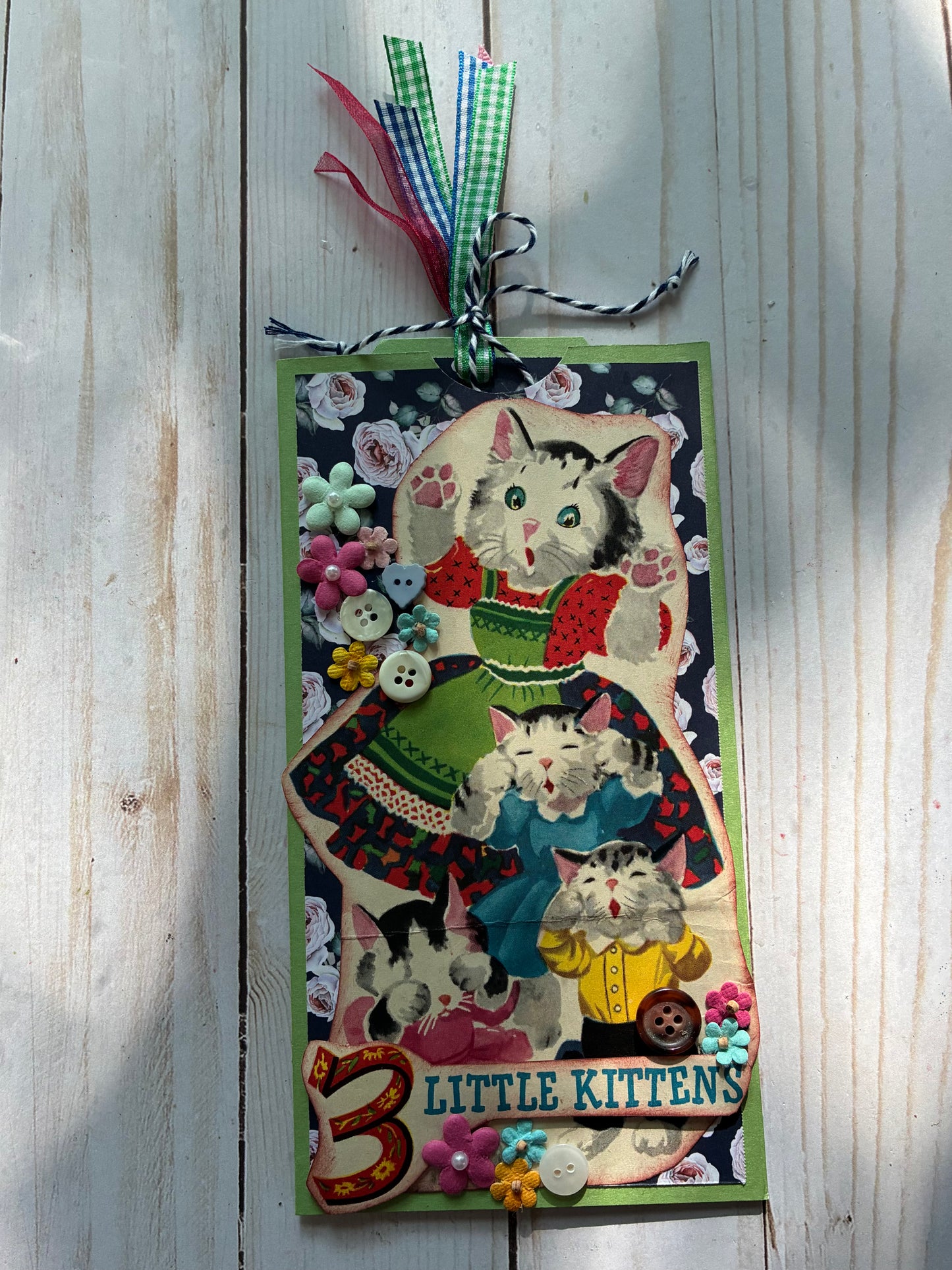 3 Little Kittens Story Book Tag & Pocket
