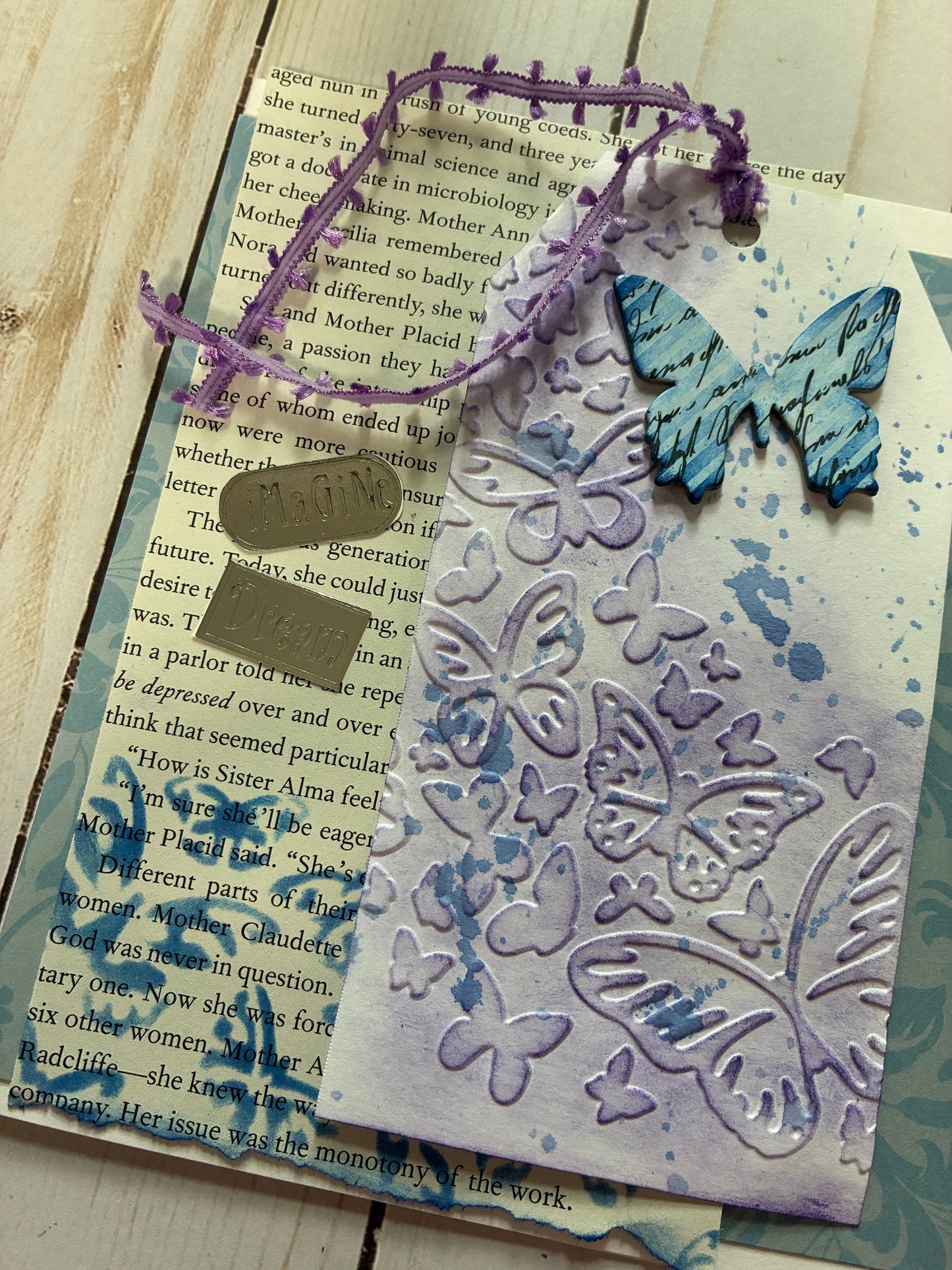 Happy Mail Butterfly Theme