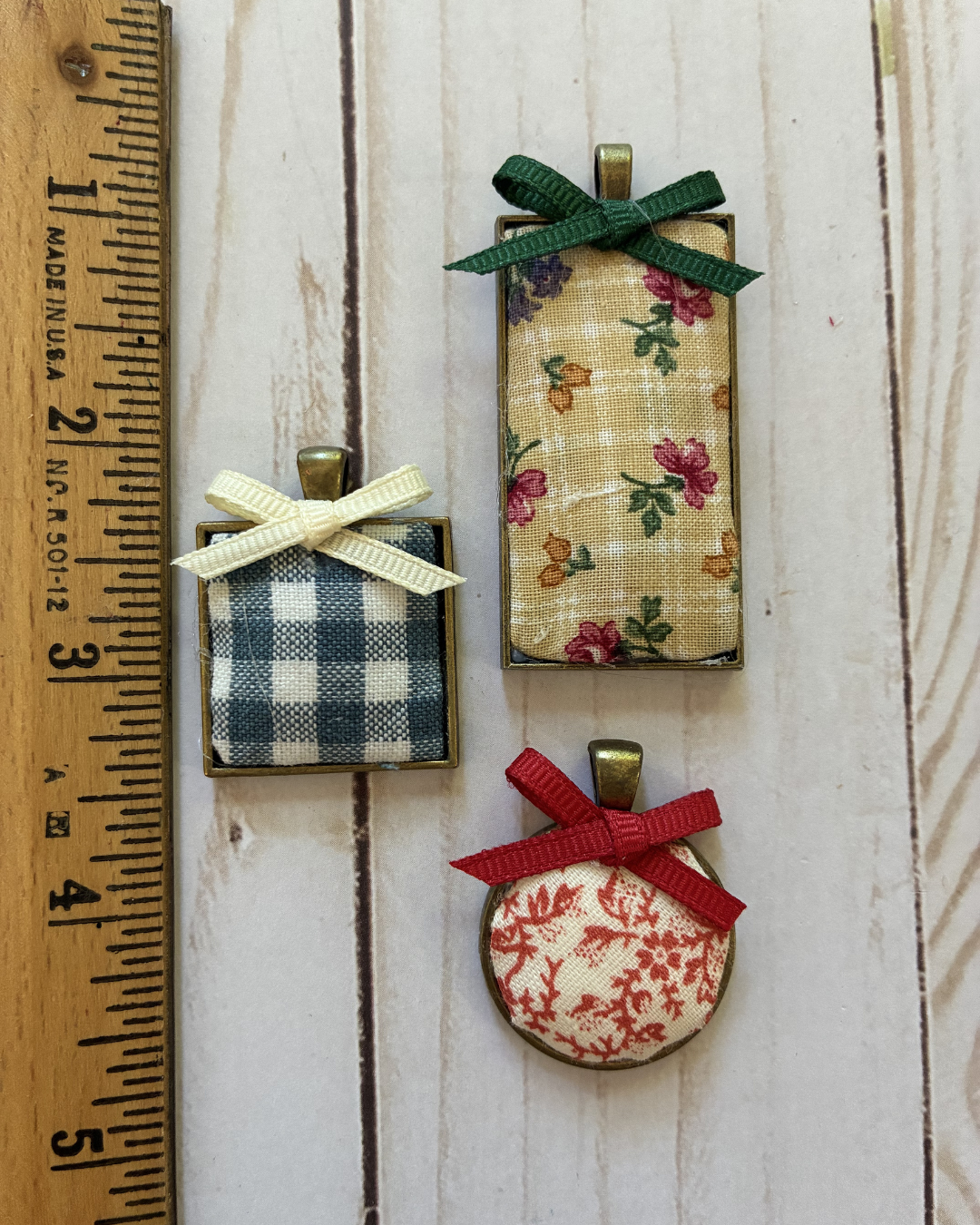 3 June fabric charms with 17" chain included
