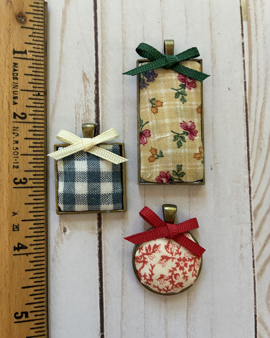 3 June fabric charms with 17" chain included